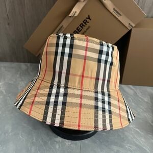 <AUTHENTIC>Burberry Hat